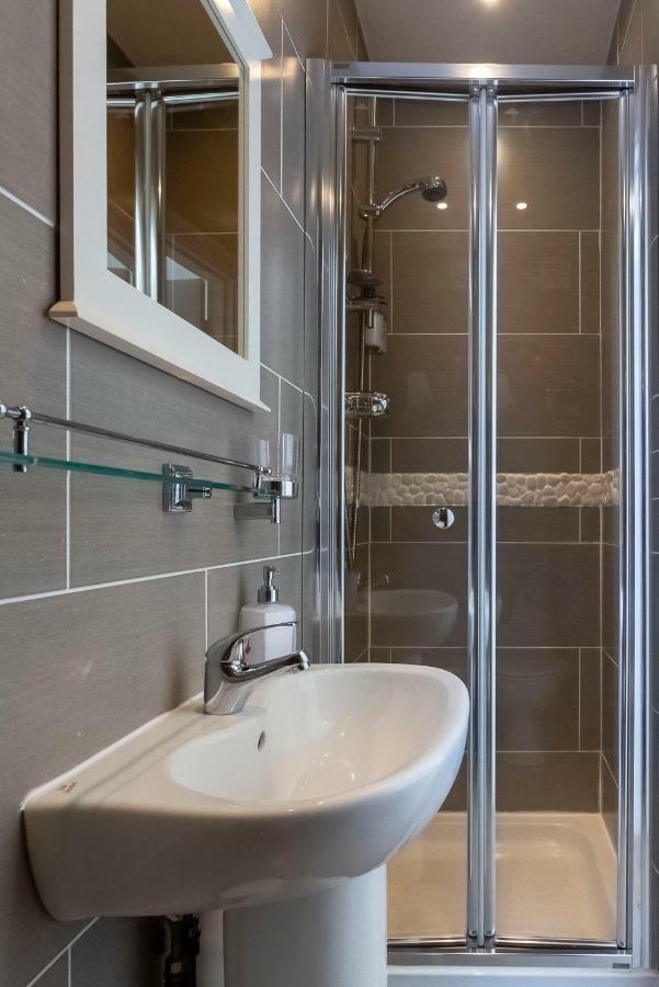 Elements Hotel 4*